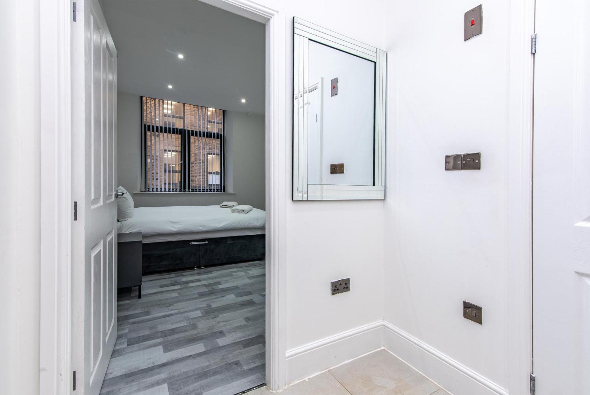Apartment 1 Bed Flat - Near Bradford's Cultural Gems & Attractions Bradford (West Yorkshire)