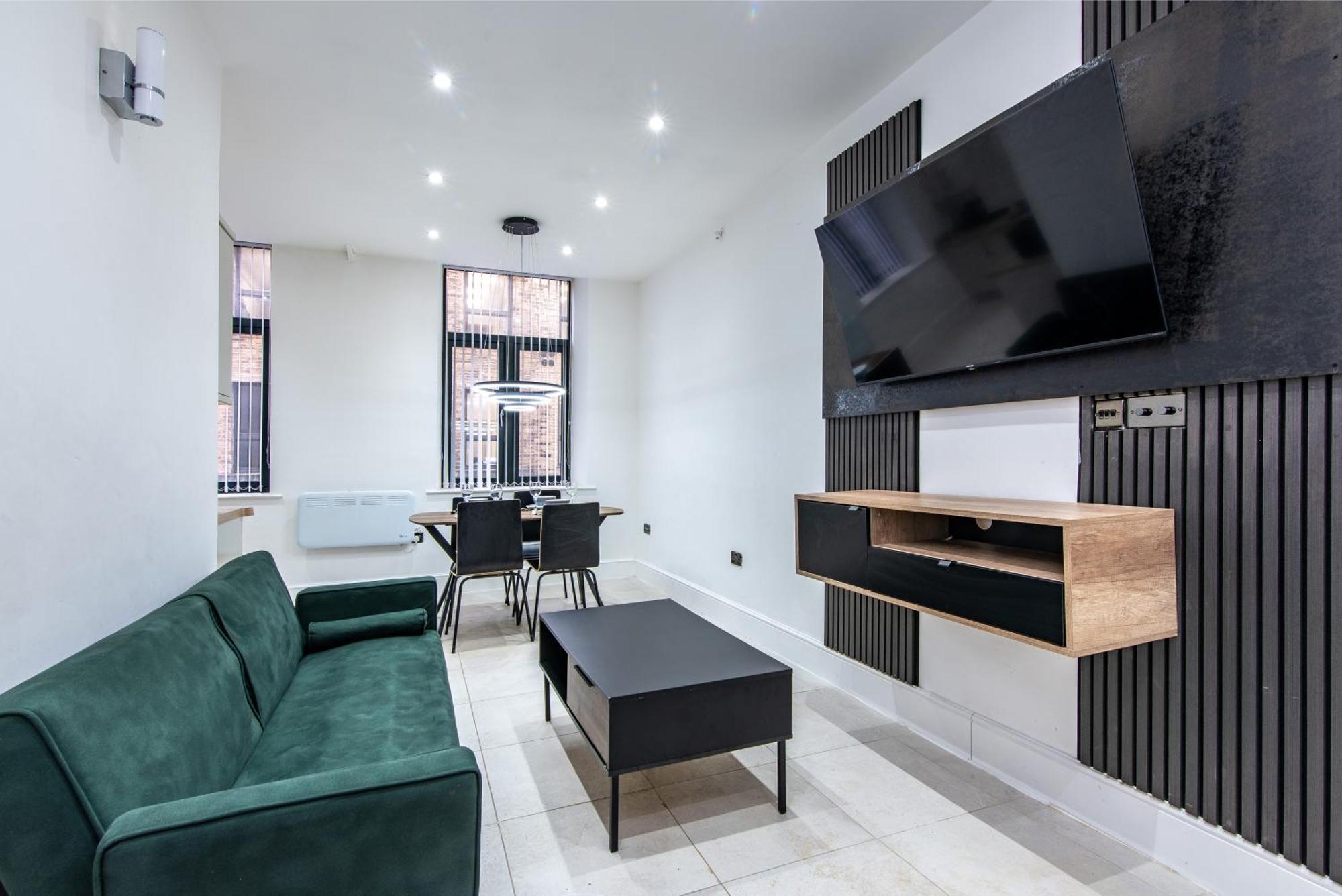 1 Bed Flat - Near Bradford's Cultural Gems & Attractions *